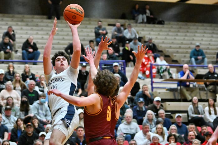 a Wilsonville Redmond 5A Oregon boys basketball quarterfinal 2024 Leon Neuschwander 59